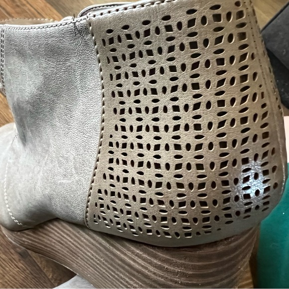 Dr. Scholl’s Wedge Booties - Picture 5 of 8